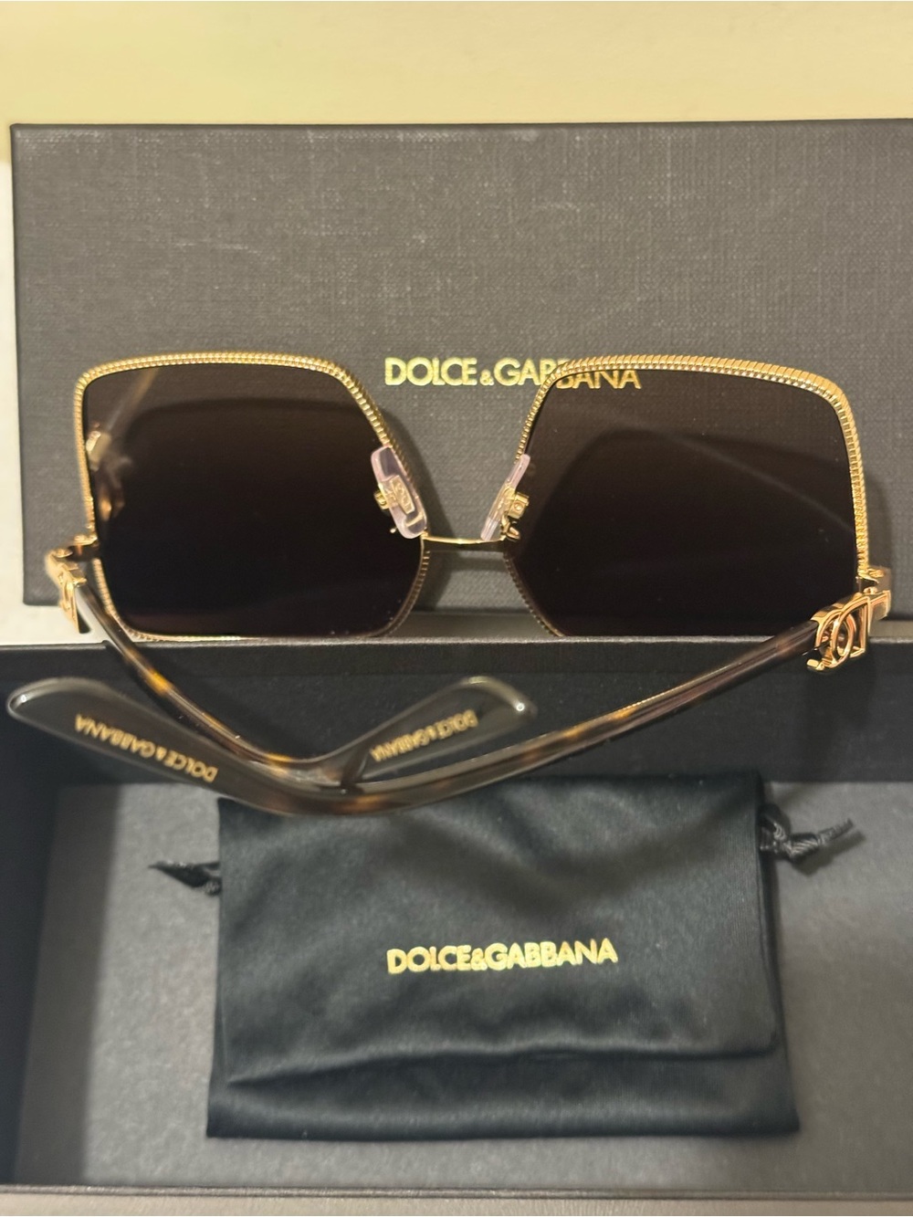 NWT Dolce & Gabbana Gold DG2279 Square Sunglasses - Full Set - Picture 14 of 17